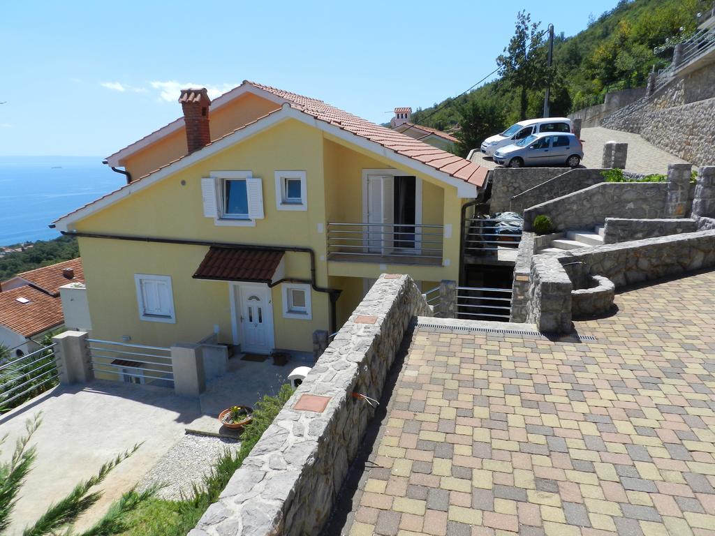 Apartments Belvedere Lovran Habitación foto